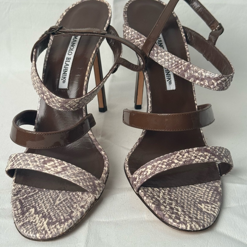 Manolo Blahnik Brown Snakeskin Heels, barely worn (tag still on sole)